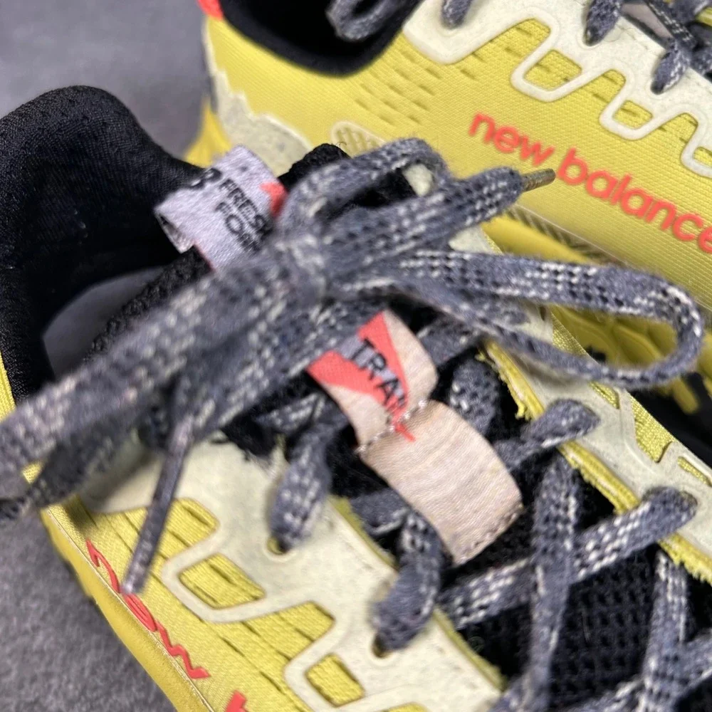 New Balance Fresh Foam X More Trail v3 Yellow Black WTMORCD3 Women 7.5 B Men 6D - Picture 6 of 14